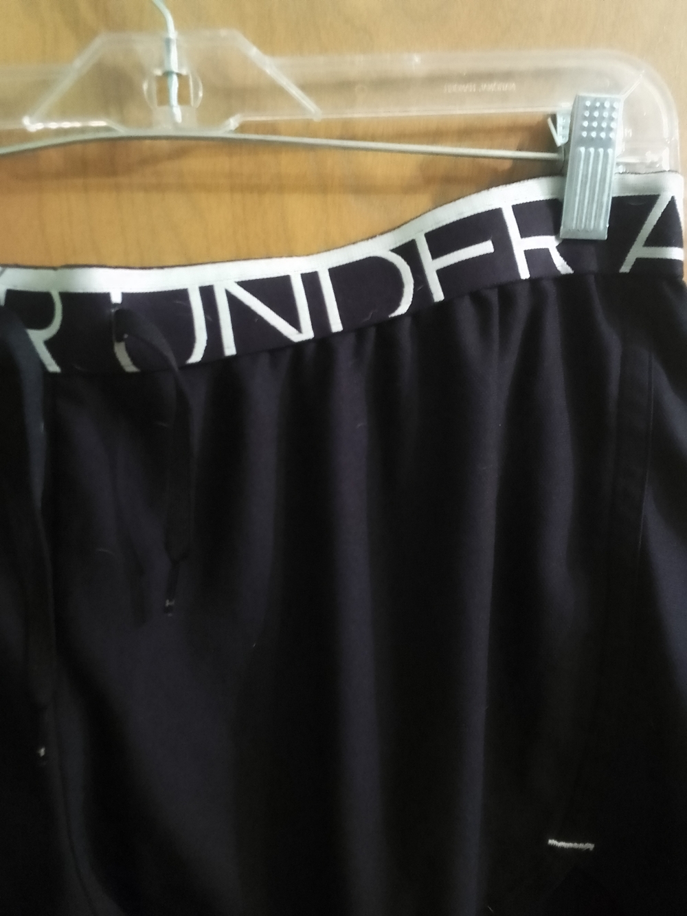 Under Armour Women’s Black Loose Heat Gear Size Large Athletic Shorts - Picture 7 of 9